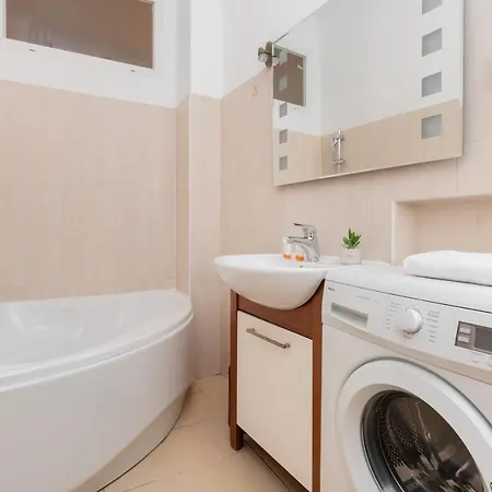 Apartment Charming In The Centre Of Warsaw